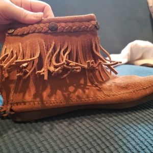Minnetonka leather moccasins